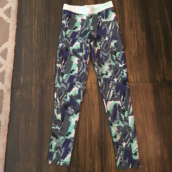 NEW Nike Pro mint/blue print Hyperwarm tights - Picture 4 of 5